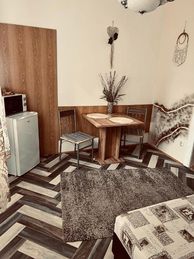 Best Price Guesthouse Segedin Dış mekan fotoğraf